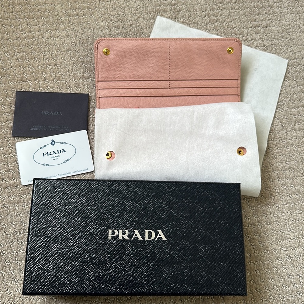 Prada women’s wallets with bow - Picture 10 of 11